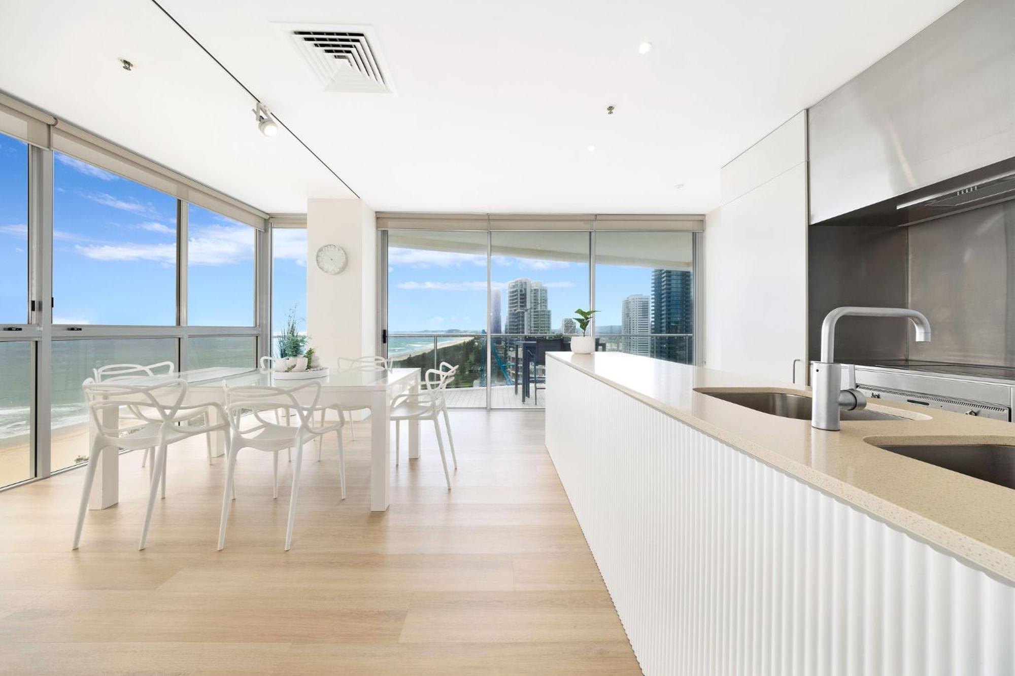 Ultiqa Air On Broadbeach Gold Coast Exteriér fotografie